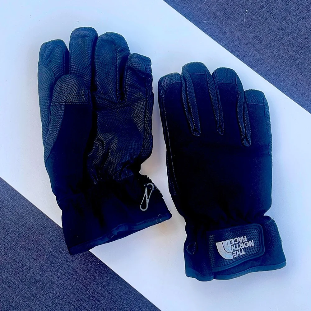 Winter Gloves - Picture 1 of 4
